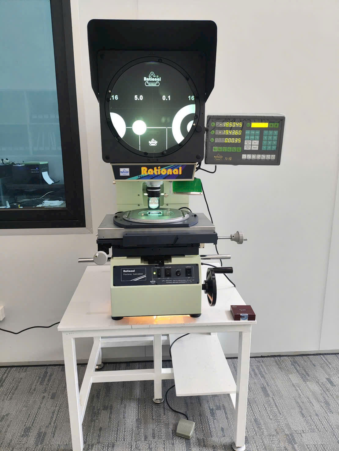 Máy chiếu biên dạng, CPJ-3015Z, Hãng Rational